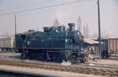 {short description of image}